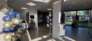 Vente bâtiment show room + mezzanine 130m& / BRIGNAIS