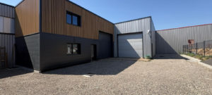A VENDRE A LOUER / BATIMENT 1101 M² / MORNANT