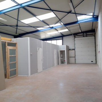 LOCATION ACTIVITE + BUREAUX 169 m² – ST GENIS LAVAL