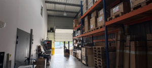 Location local stockage – showroom – bureaux / 262 m² / Millery